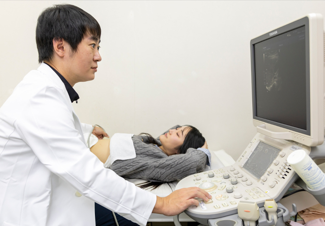 自覚症状の出にくい肝臓の変化を、肝臓専門医の目で見守ります。